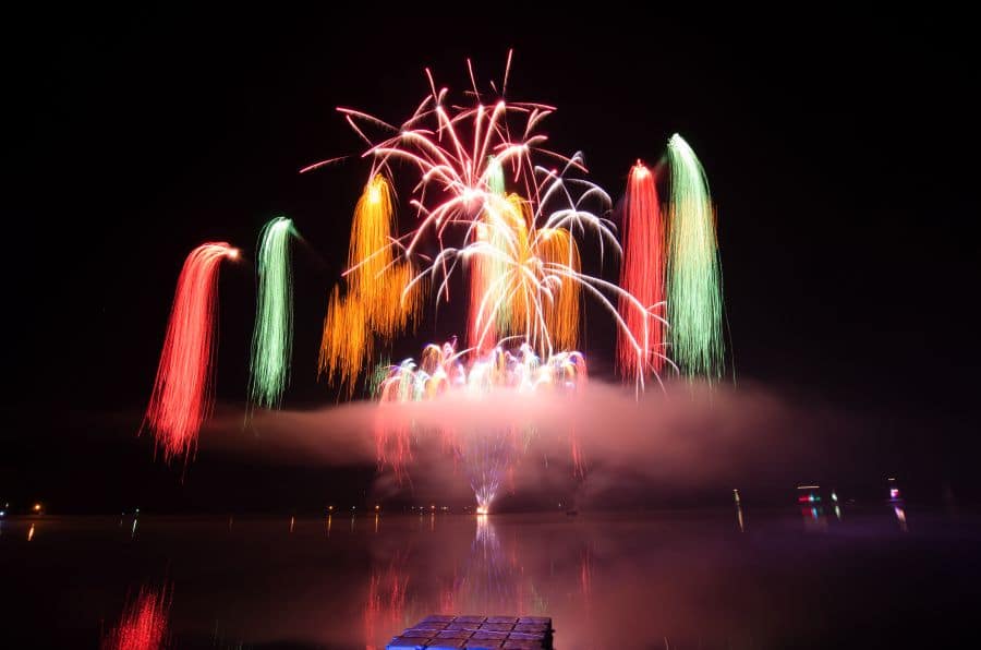 Musikfeuerwerk "Tankumsee in Flammen"